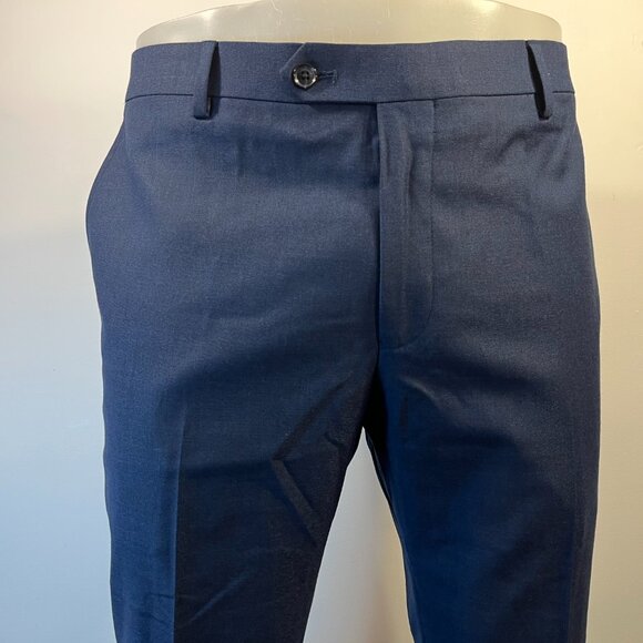 M101 Tommy Hilfiger Men's Stretch Modern Fit Blue Pants - Size 36 x 30 - NWT - Picture 3 of 6